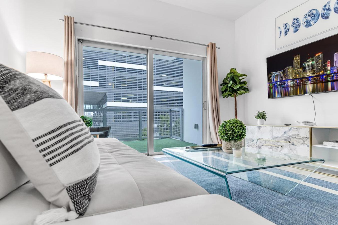 Lovely Unit Mins From Wynwood With Free Parking Apartment Miami