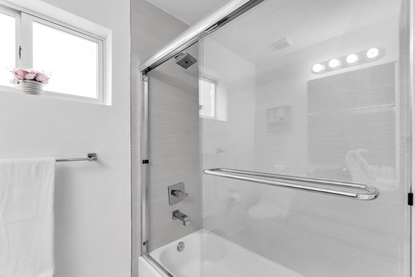 Apartamento Lovely Unit Mins From Wynwood With Free Parking *