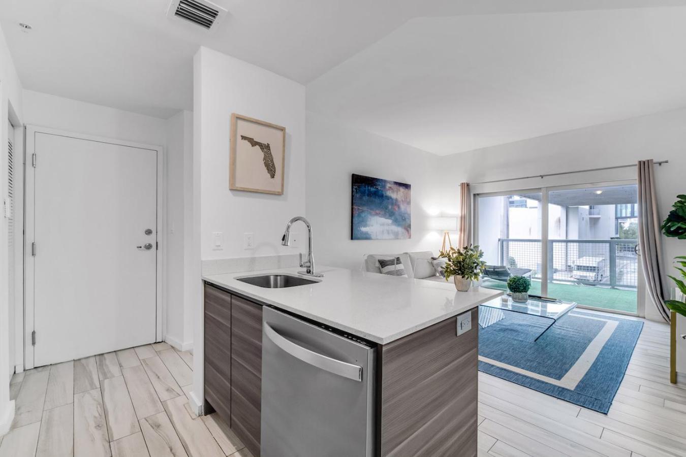 Apartamento Lovely Unit Mins From Wynwood With Free Parking *